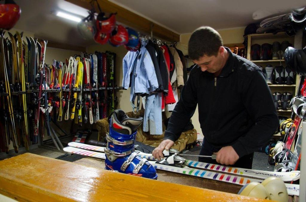 Ski Complex Velikiy Kalyny Ngoại thất bức ảnh